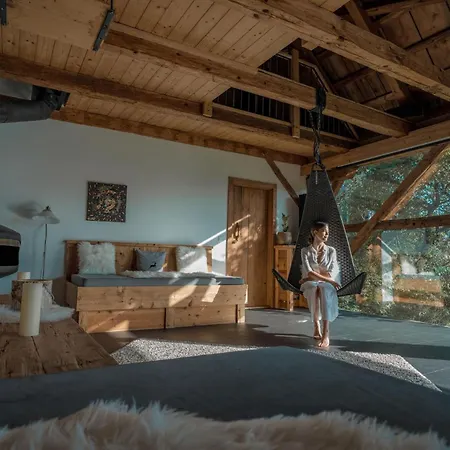 Chalet Luxgut Olivia Zmollach